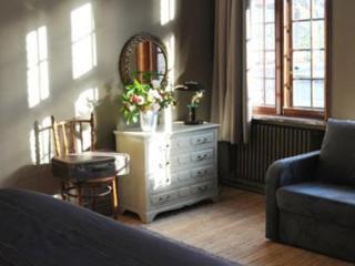 Next Door Couette-café