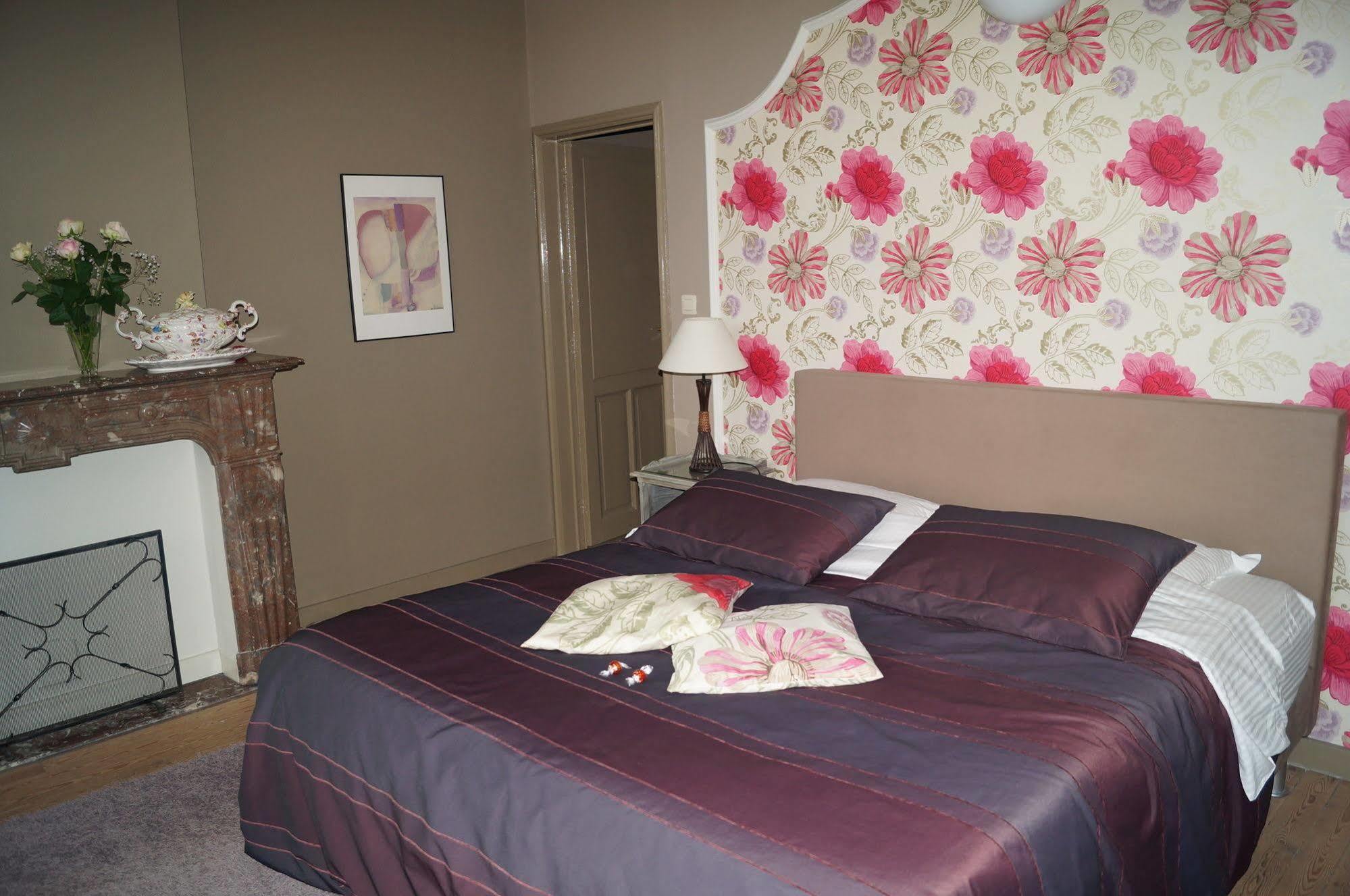 Bed and breakfast Next Door Brujas